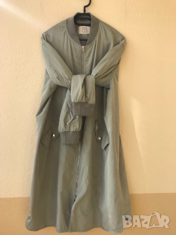 Тънко яке Bershka- L, снимка 5 - Палта, манта - 30326126