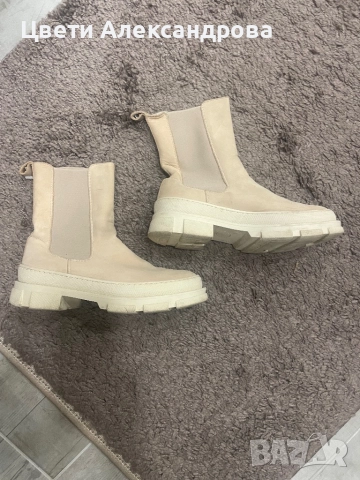 Дамски боти, снимка 2 - Дамски боти - 52363480