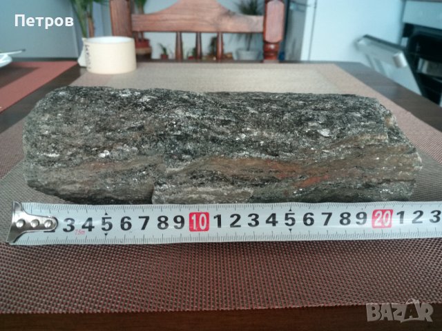 Продавам красив и интересен камък от недрата на Родопи планина.Район Мадан--5, снимка 3 - Колекции - 40225880