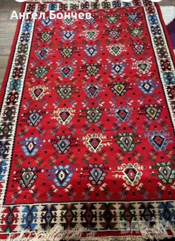 Автентичен Чипровски килим