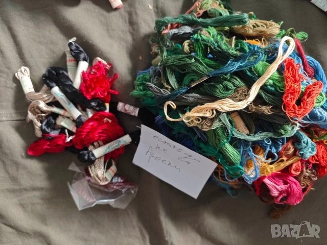 Продавам стари конци за гоблени, снимка 9 - Други - 51775999