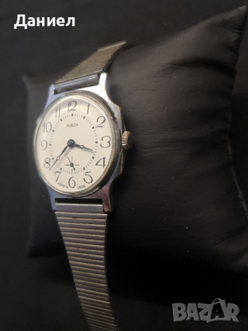 Съветски часовник Победа , снимка 2 - Антикварни и старинни предмети - 44914935