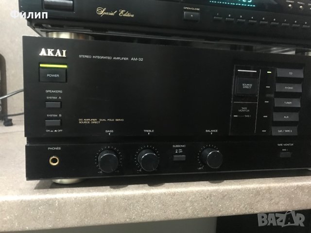 AKAI AM32