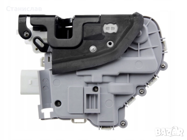 Брава за лява врата за Audi TT FV/8S, снимка 4 - Части - 52301093