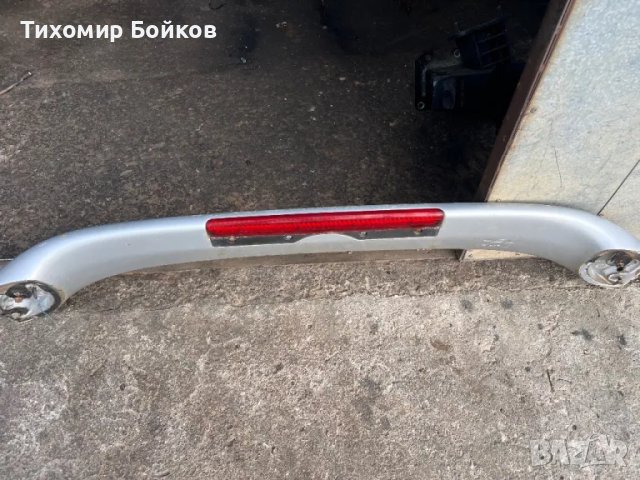 Спойлер за Субару