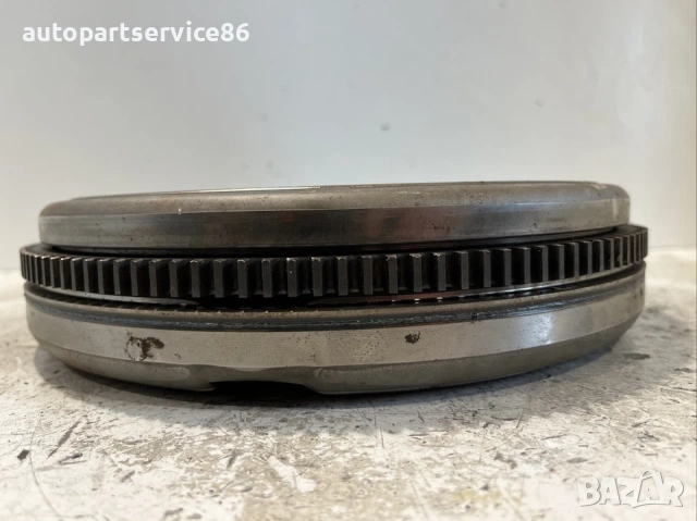 Двойно масово маховик автоматик Cawb за Volkswagen Scirocco 2.0 Tfsi 200Hp (2008) , снимка 3 - Части - 54198020