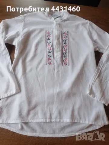 Съвременна фолклорна риза , снимка 2 - Антикварни и старинни предмети - 50413315