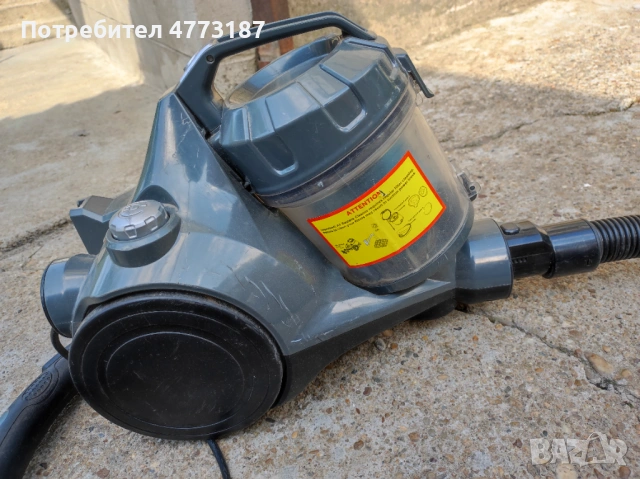 прахосмукачка със контейнер в добро състояние, снимка 6 - Прахосмукачки - 53983871