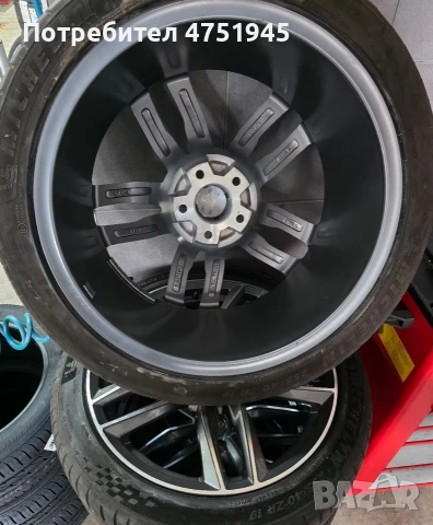 255 40 19 Audi 8.5J Et45, снимка 5 - Гуми и джанти - 54083608