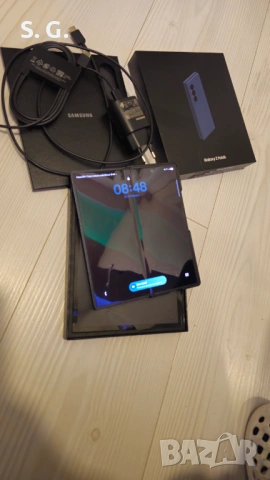 Продавам Samsung Galaxy Z Fold 6 1TB ram В ГАРАНЦИЯ