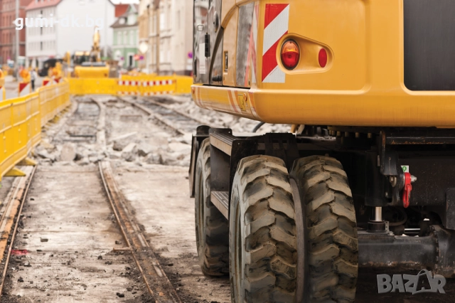 Индустриални гуми 8.25-20 APOLLO, снимка 2 - Гуми и джанти - 51851731