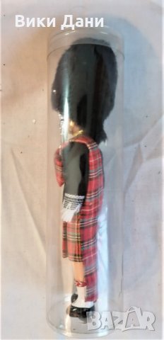 мъжка Британия Скот кукла с калпак гайда пола мигащи очи, снимка 3 - Колекции - 31401366