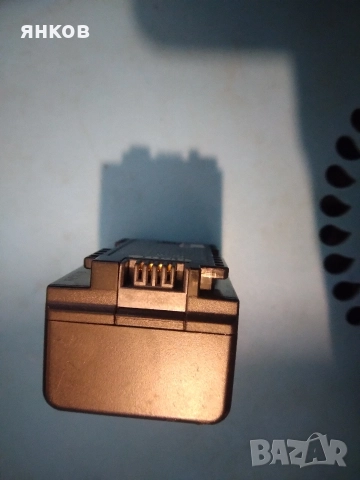 Батерия за видеокамера Canon, снимка 3 - Батерии, зарядни - 52774489