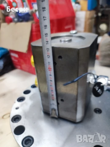 Хидравличен затегач за CNC струг, снимка 7 - Стругове - 51161938