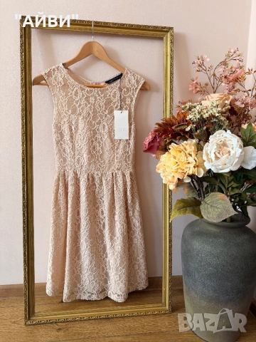 ZARA Дамска нежна рокля, снимка 5 - Рокли - 53999579