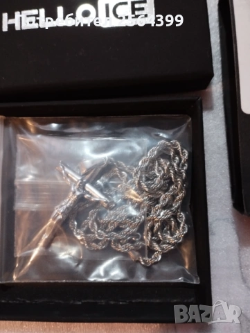  Кръст с разпятие