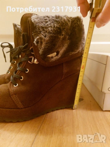 Кафяви боти от велур на Gaudì, снимка 2 - Дамски боти - 52102673