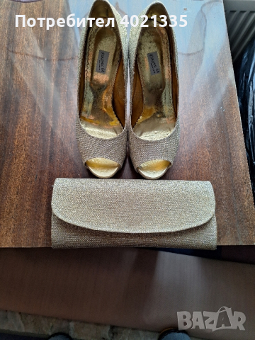Обувки и протмоне , снимка 2 - Дамски обувки на ток - 44640497