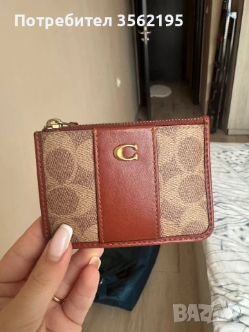 Малък портфейл на Coach