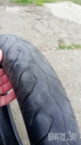 Гума Пирели 100/80/16, снимка 4 - Гуми и джанти - 54208890