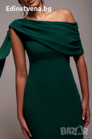 Дамска дълга изумрудено зелена рокля с голо рамо и елегантна драперия, снимка 3 - Рокли - 52391971