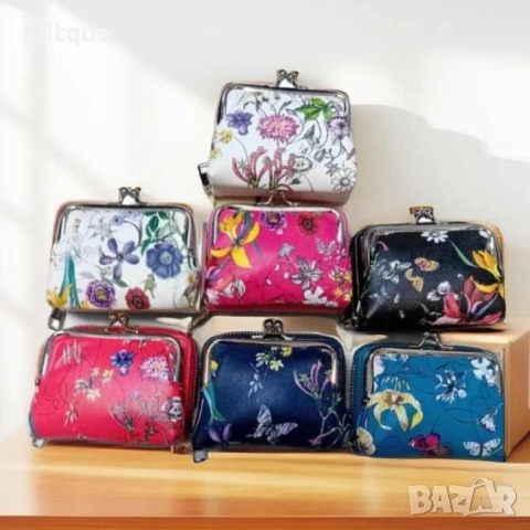 Малко кокетно портмоне на цветя, снимка 3 - Портфейли, портмонета - 52854833