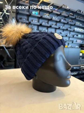 Зимна шапка с пискюл Moncler - Налични различни цветове Код D1025, снимка 3 - Шапки - 47401304