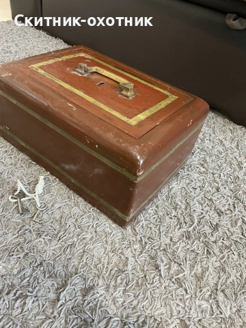 Много стара и масивна каса, снимка 3 - Антикварни и старинни предмети - 53285042