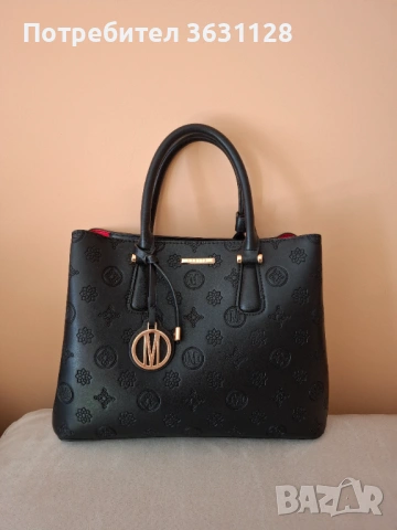 Дамска черна чанта 