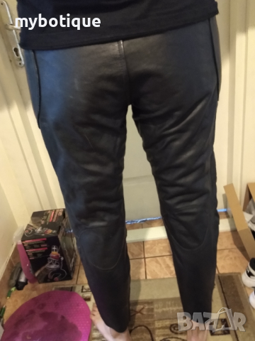 Мото панталон естествена кожа, снимка 2 - Спортна екипировка - 36561087