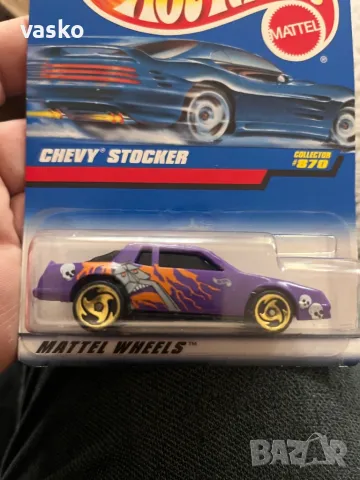 Hotwheels Chevy-стар, снимка 2 - Колекции - 49657577