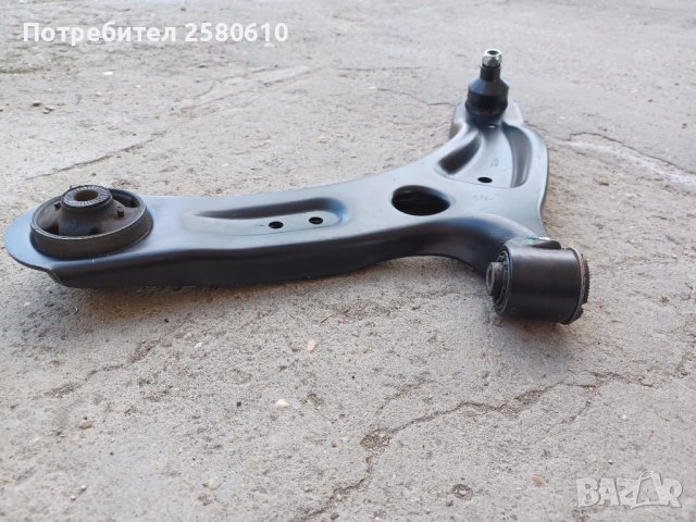 Ляв носач за Хюндай И20 , снимка 2 - Части - 40760189