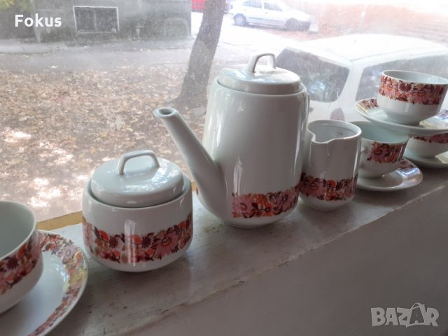 Стар български порцеланов сервиз за чай, снимка 3 - Антикварни и старинни предмети - 34349003