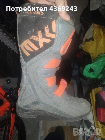 Каска с Ботуши Acerbic , снимка 7 - Аксесоари и консумативи - 52593907