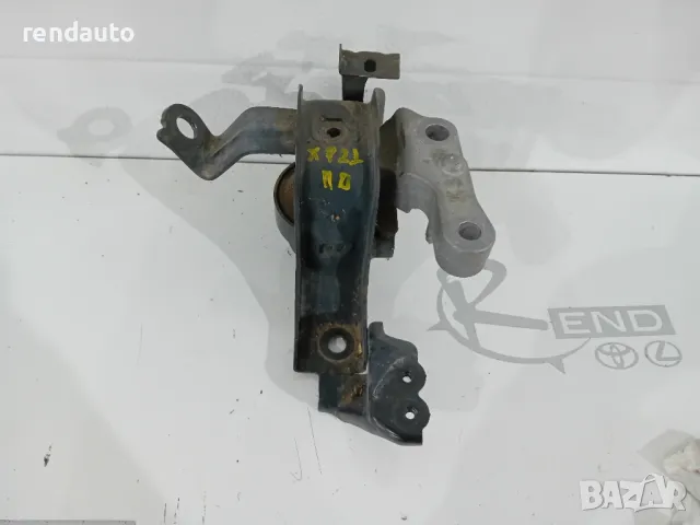 Десен тампон двигател toyota yaris cross 1.5 hybrid 2019-2024