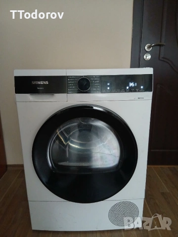Сушилня с термопомпа Siemens IQ500, WQ33G2D00, A+++ 