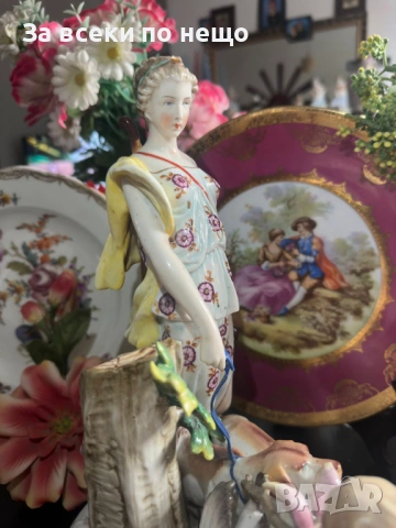 Sitzendorf Germany  Circa 1904 “ Дамата с херувим и куче” Код P2253, снимка 8 - Колекции - 54241563