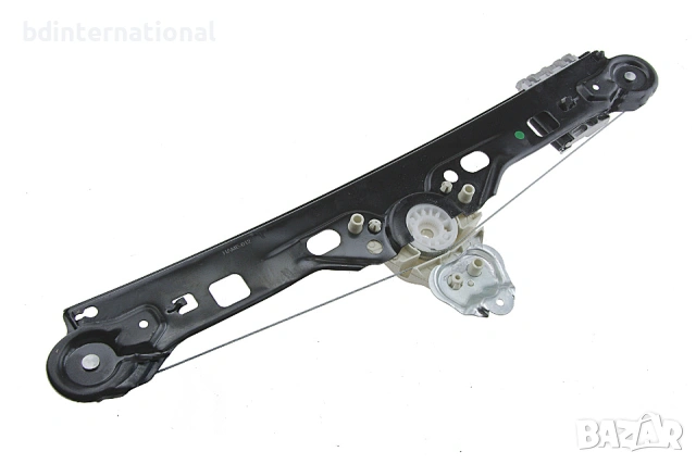 2037300446 Стъклоповдигач за Mercedes C W203 - 5 врати, Заден Десен Електрически