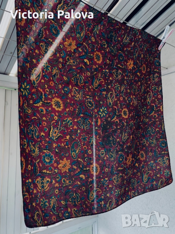 Красив копринен шал, снимка 2 - Шалове - 36548196
