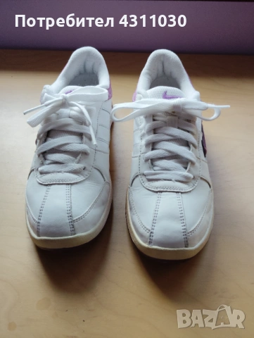Детски маратонки NIKE 37.5 номер, снимка 2 - Детски маратонки - 53377681