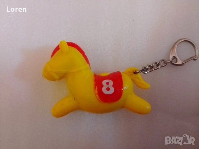 Подарявам!Два Ключодържател Пепа Пиг и спортно конче, снимка 3 - Други - 43854554