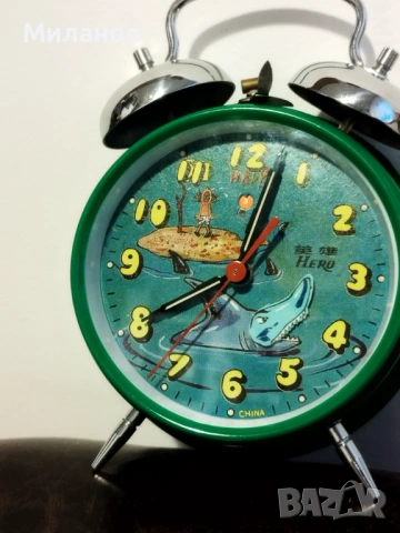 Стар анимиран будилник, настолен часовник, снимка 4 - Антикварни и старинни предмети - 54049244