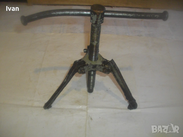 Българска Голяма Трираменна скоба за вадене на лагери и спирачни барабани старото качество Соц НРБ, снимка 18 - Други инструменти - 54010577