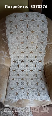 Ръчно плетена покривка за маса/тишлайфер, снимка 7 - Покривки за маси - 47902213
