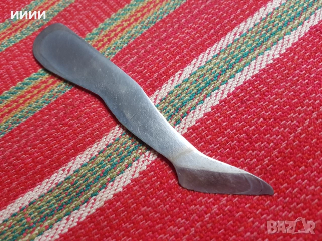 Нож женски крак