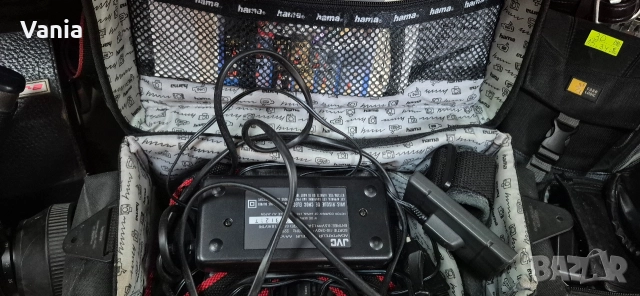 Видеокамера JVC, снимка 7 - Камери - 52648872