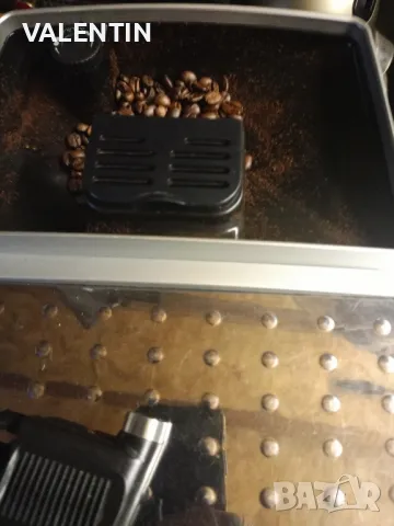 кафе автомат Delonghi , снимка 3 - Кафемашини - 47991765