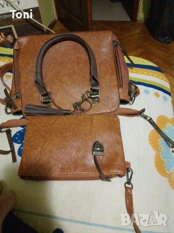 Подаръчен комплект за жена чисто нов чанта и несесер по договаряне 