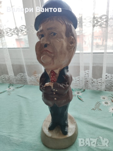 Oliver Hardy - пластична фигура , снимка 2 - Колекции - 44515597