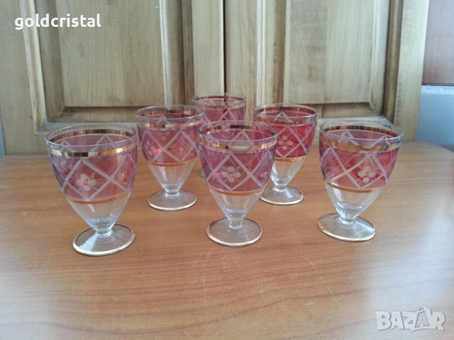 Ретро стъклени чаши гравирани , снимка 1 - Антикварни и старинни предмети - 39805761